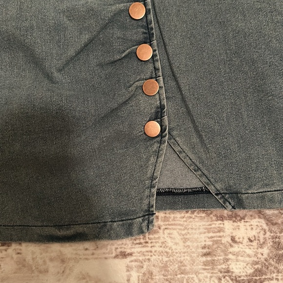 Denim skirt - Picture 4 of 4